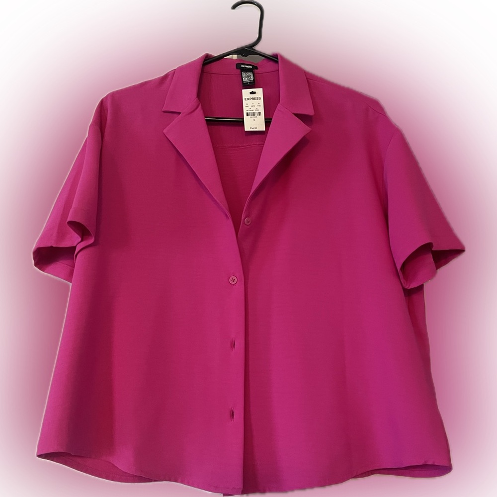 NWT never worn Express, size small but fits like a medium, very soft material
